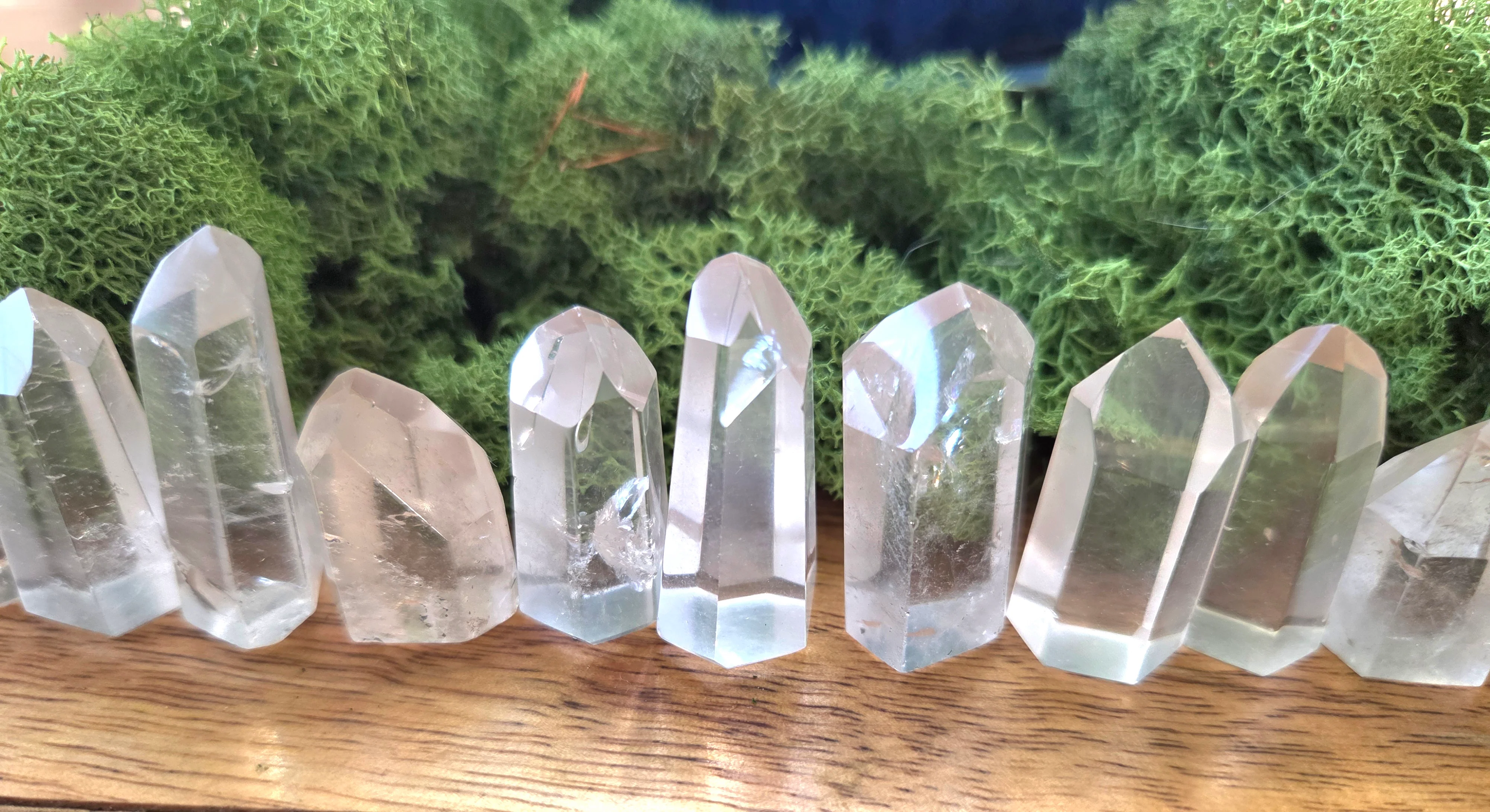 Clear Quartz Towers (Grade A to Exquisite) - Size A - Image 4