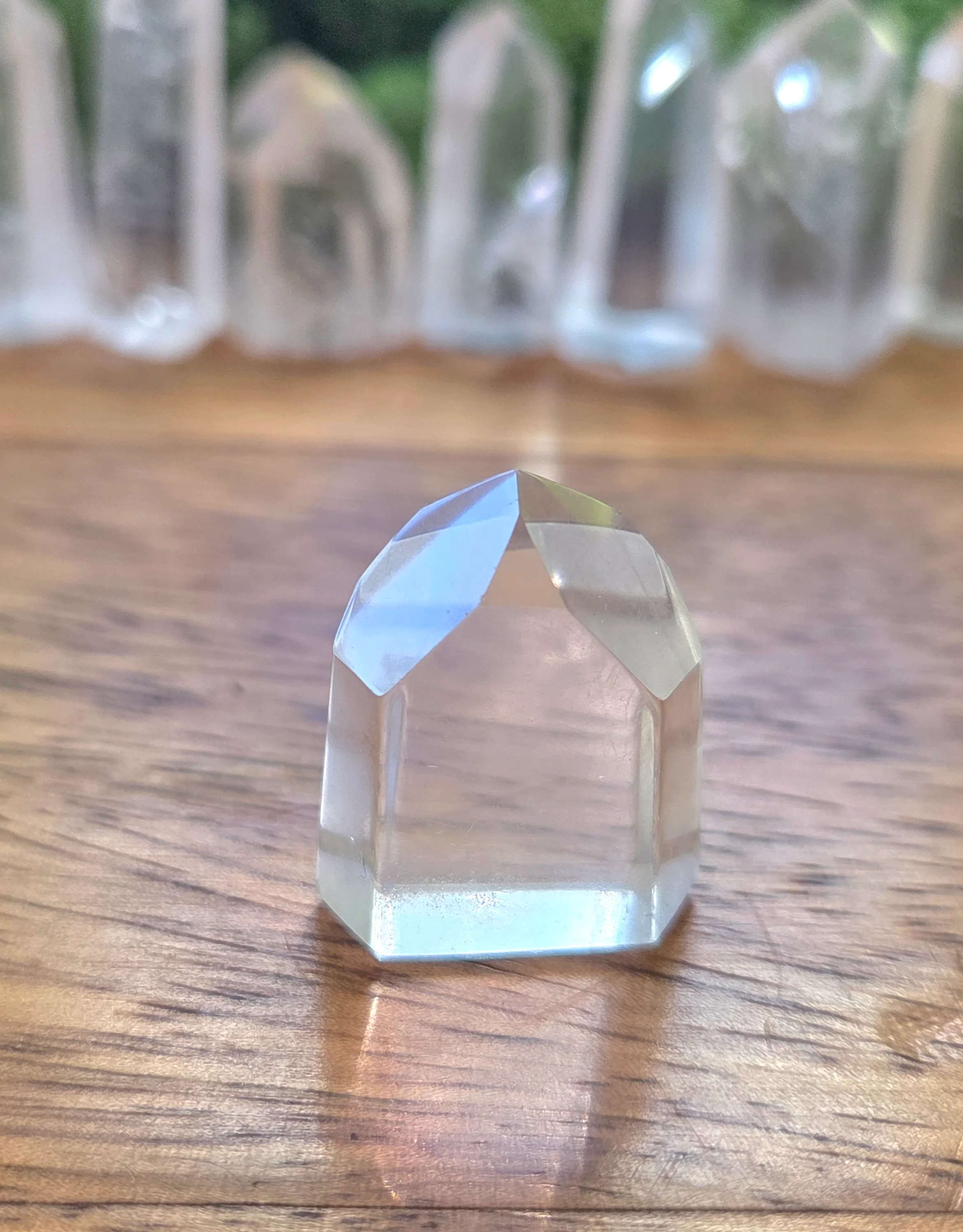 Clear Quartz Towers (Grade A to Exquisite) - Size A - Image 9